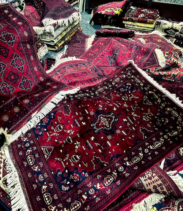 Overview of Different Patterns and Designs Found in Southwestern Rugs